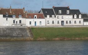 La Porte Bleue